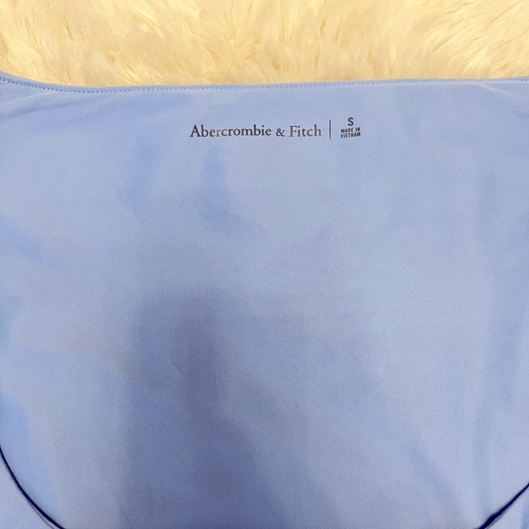 Abercrombie & Fitch tops - Picture 5 of 8